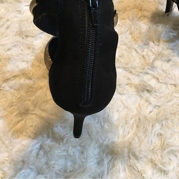 Lane Bryant Gold Shimmer Ankle bracelet heels - Picture 7 of 10